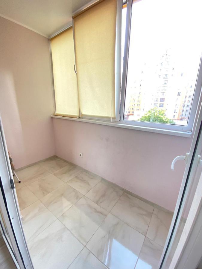 Apartment Cozy Two Bedroom Large *