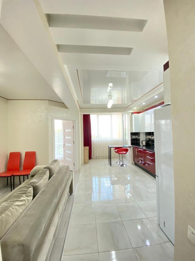 Cozy Two Bedroom Large Apartment Chisinau