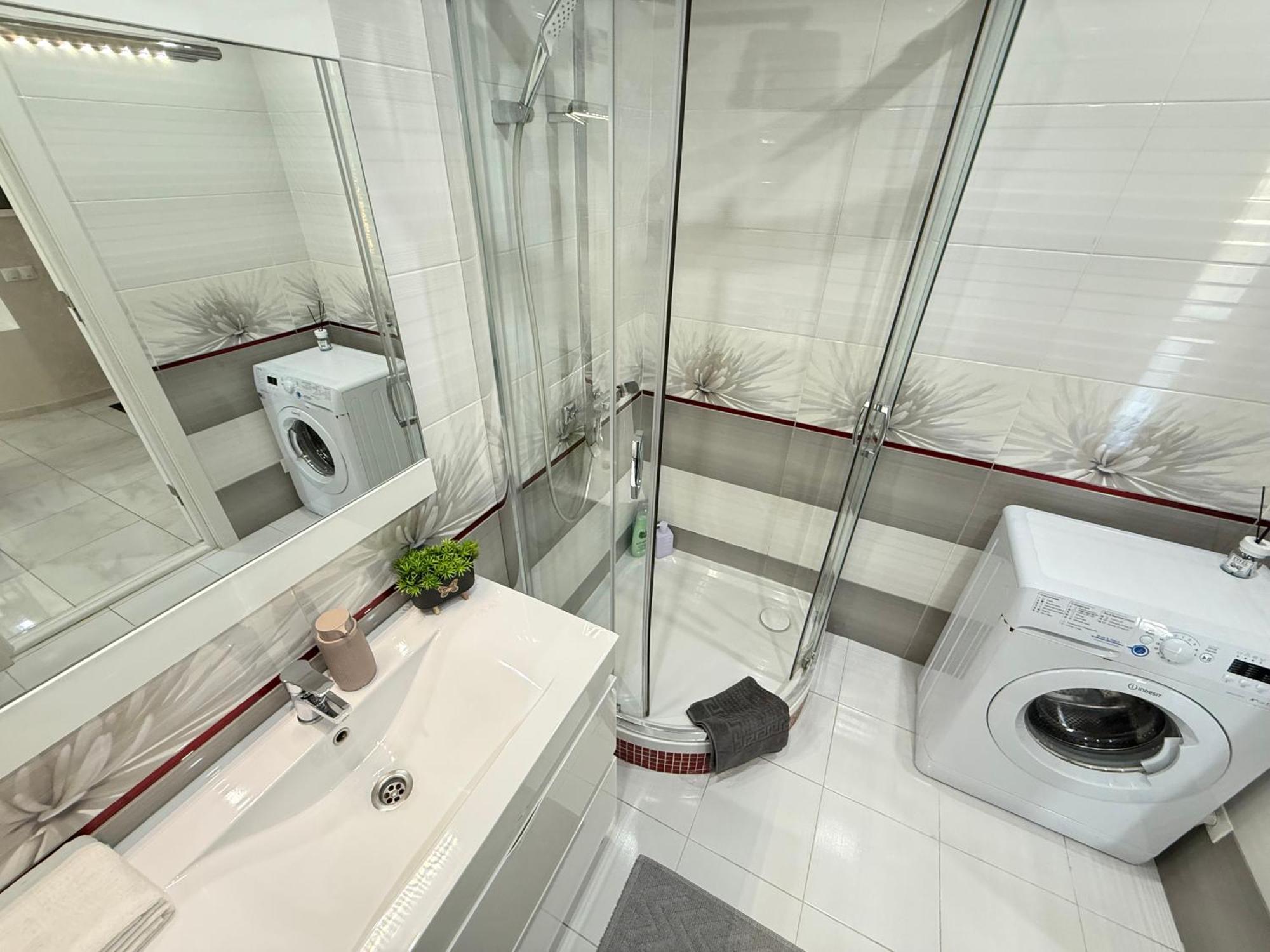 Cozy Two Bedroom Large Chisinau